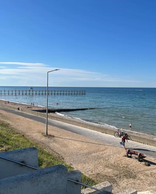 La Cabine Vue Mer Luc-sur-Mer Luaran gambar